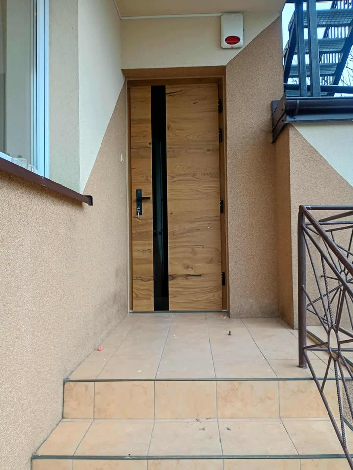 Drzwi zewnętrzne z montażem Opoczno 2026