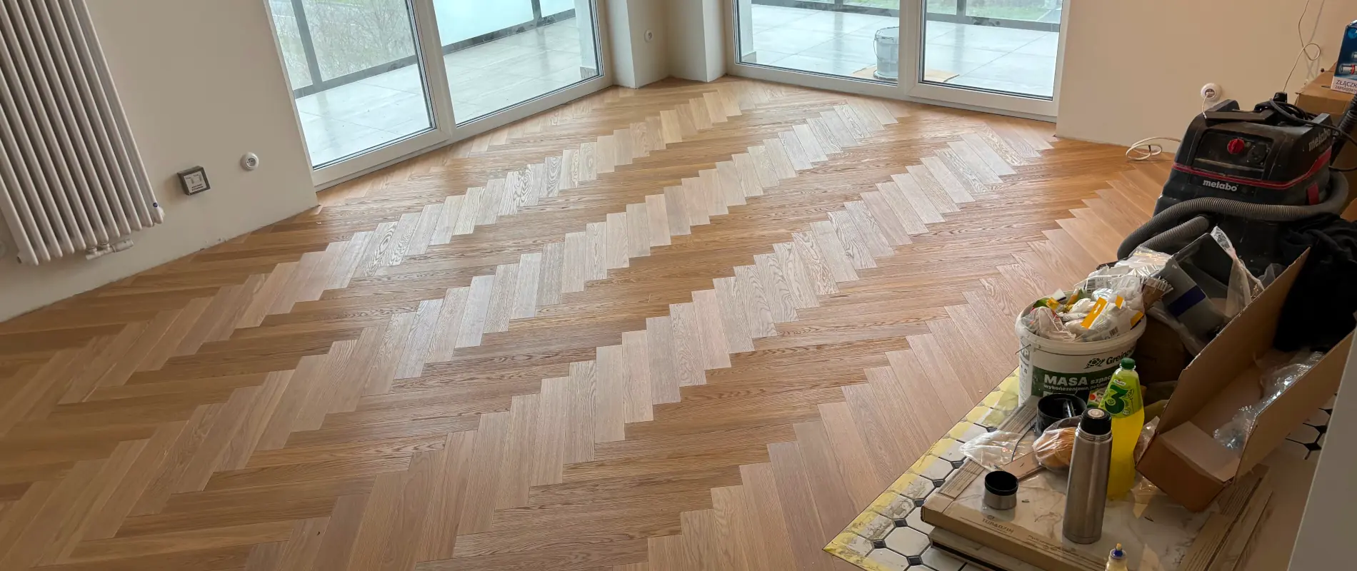 Montaż paneli podłogowych Przysucha jodelka 2026