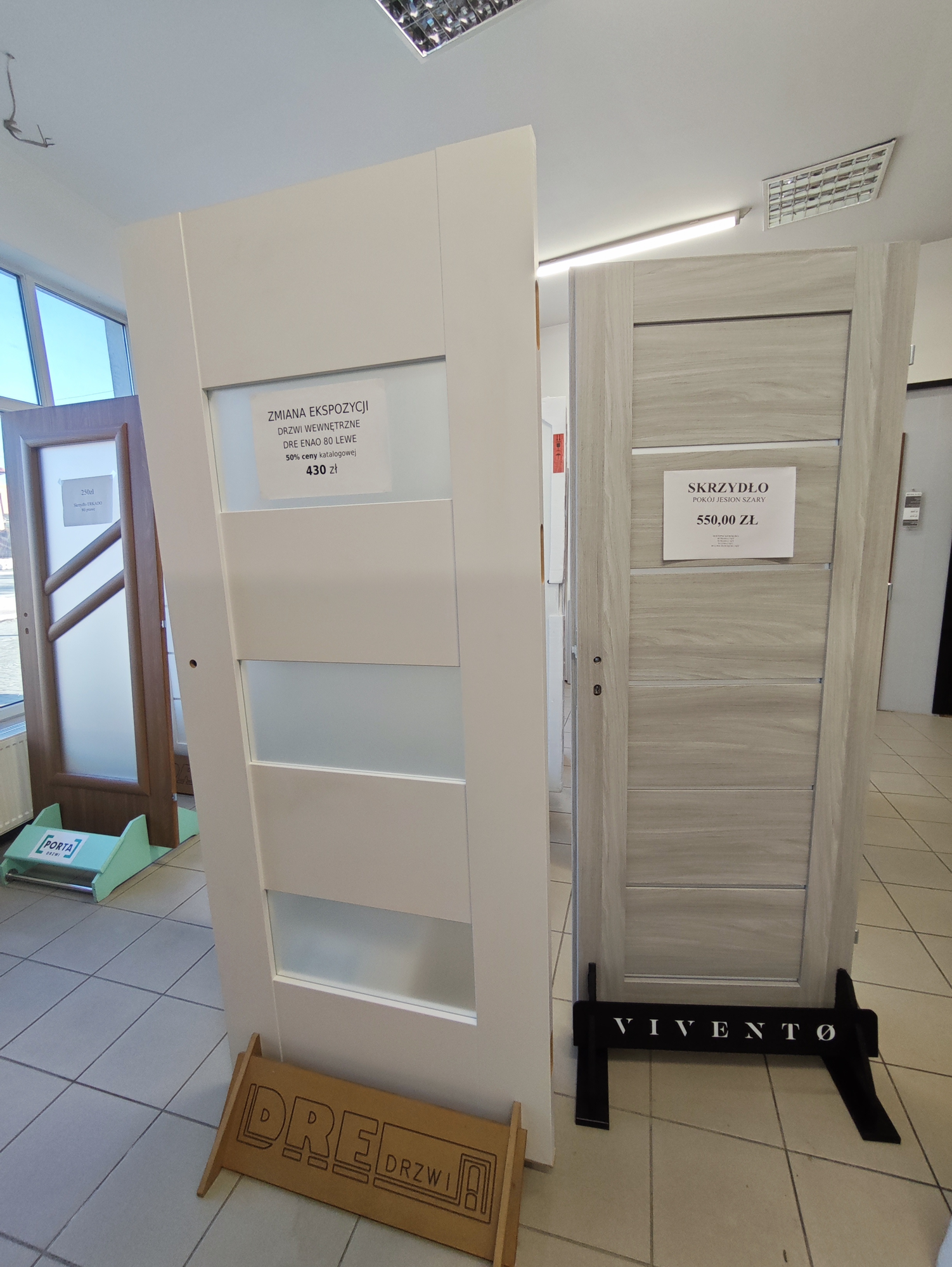 Wyprzedaż drzwi wewnętrznych z ekspozycji 2026